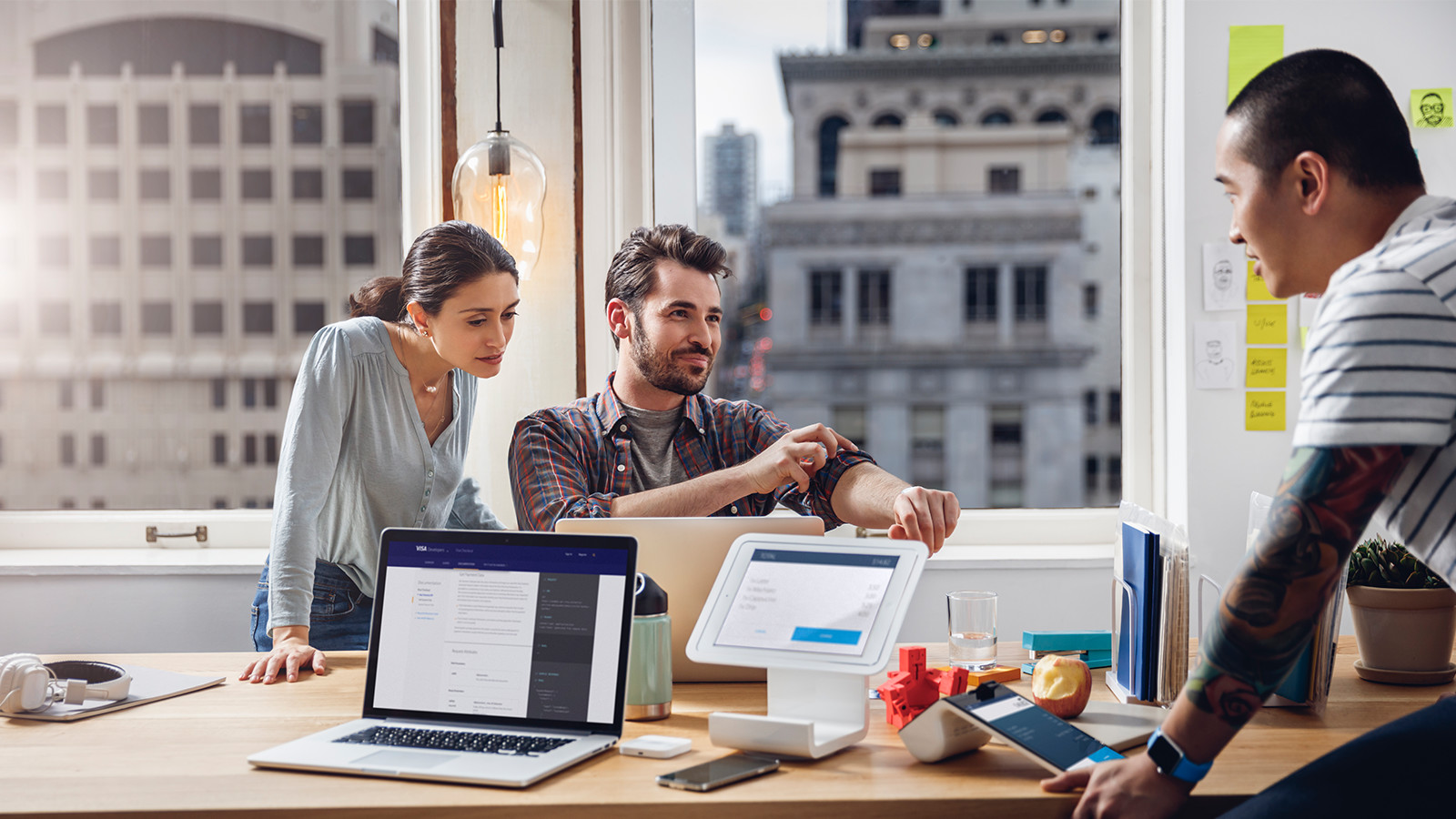 nhân viên trong buổi họp